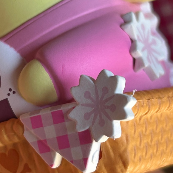 Tokidoki Cherry Blossoms Pompompurin Sanrio Blind Box Figure - Picture 4 of 12